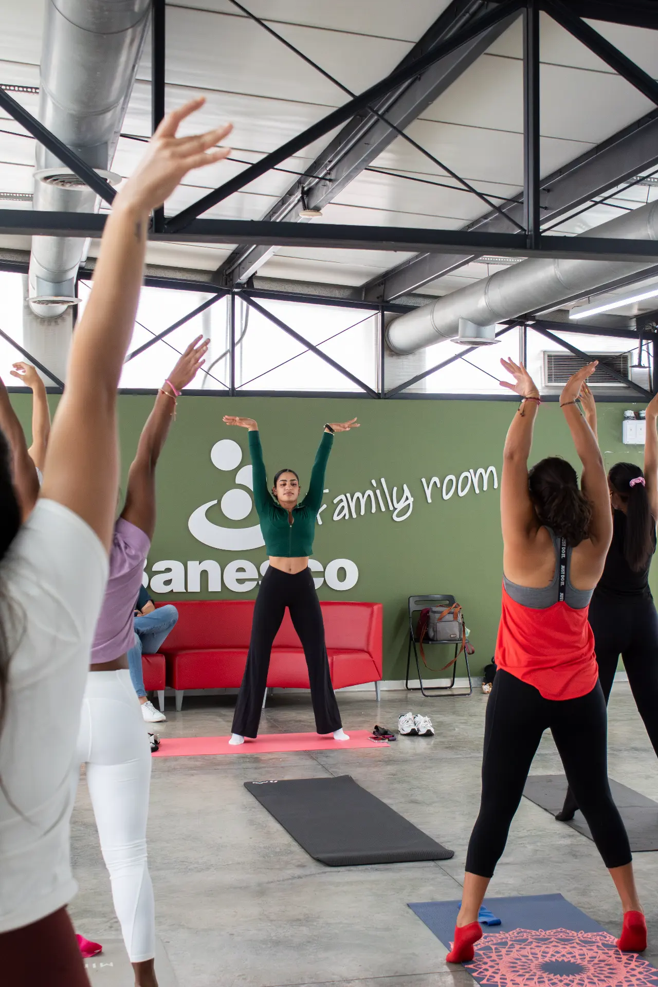 Clase de pilates en un evento privado